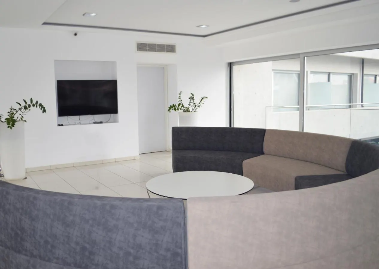Aparthotel Uc Hall Residence Nicosia